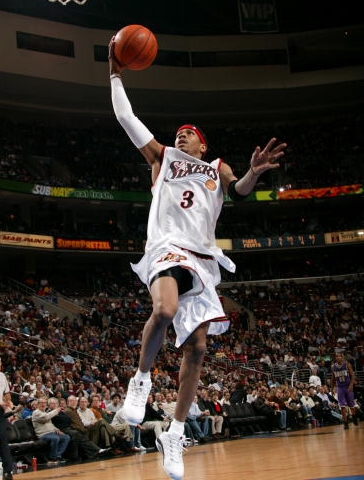 一名年约2 一名年约2